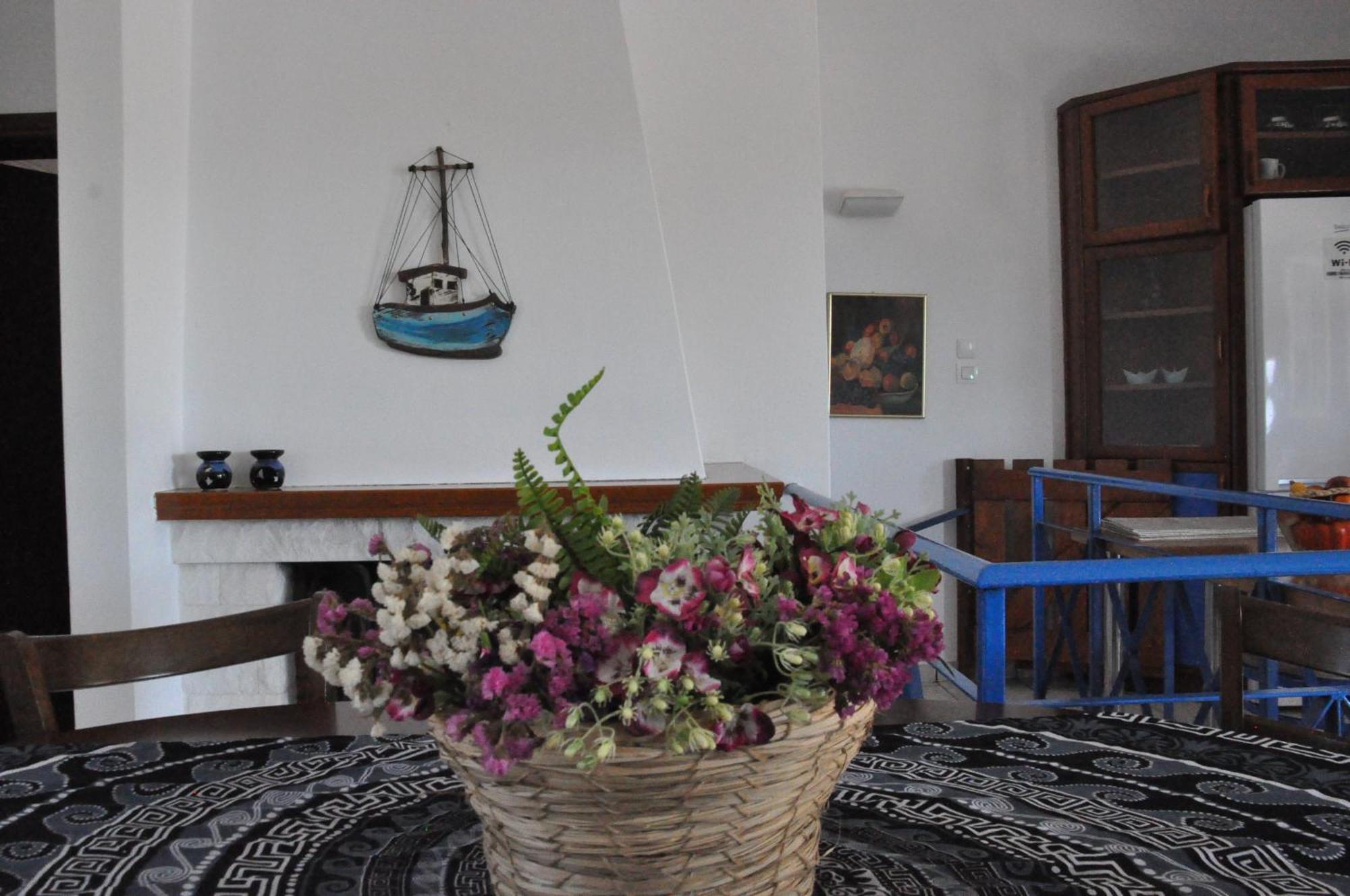 Villa Periyali à Keratea Extérieur photo